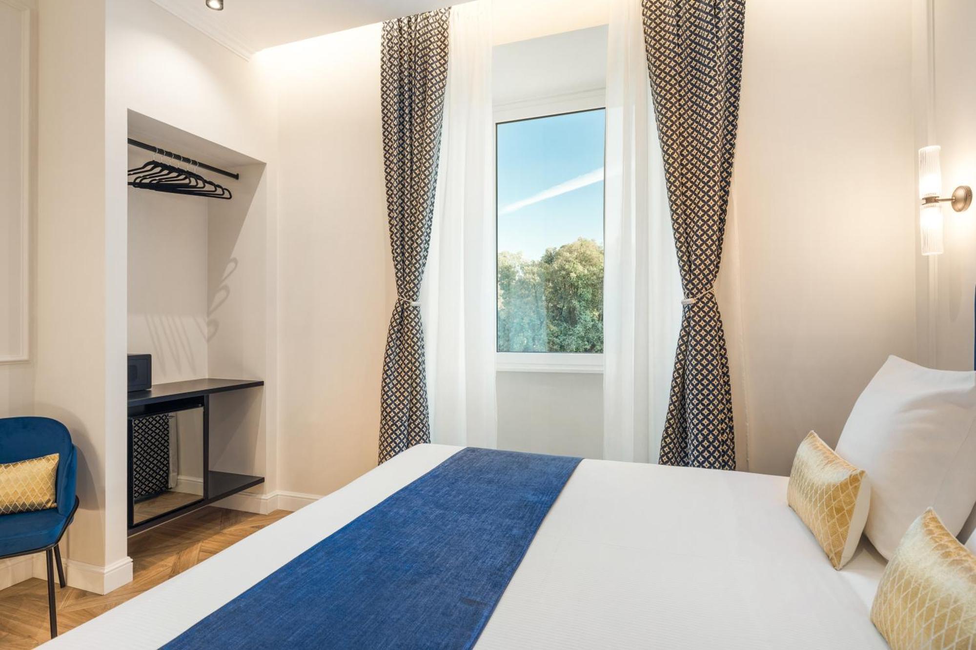 Adriana Boutique Guest House ローマ エクステリア 写真